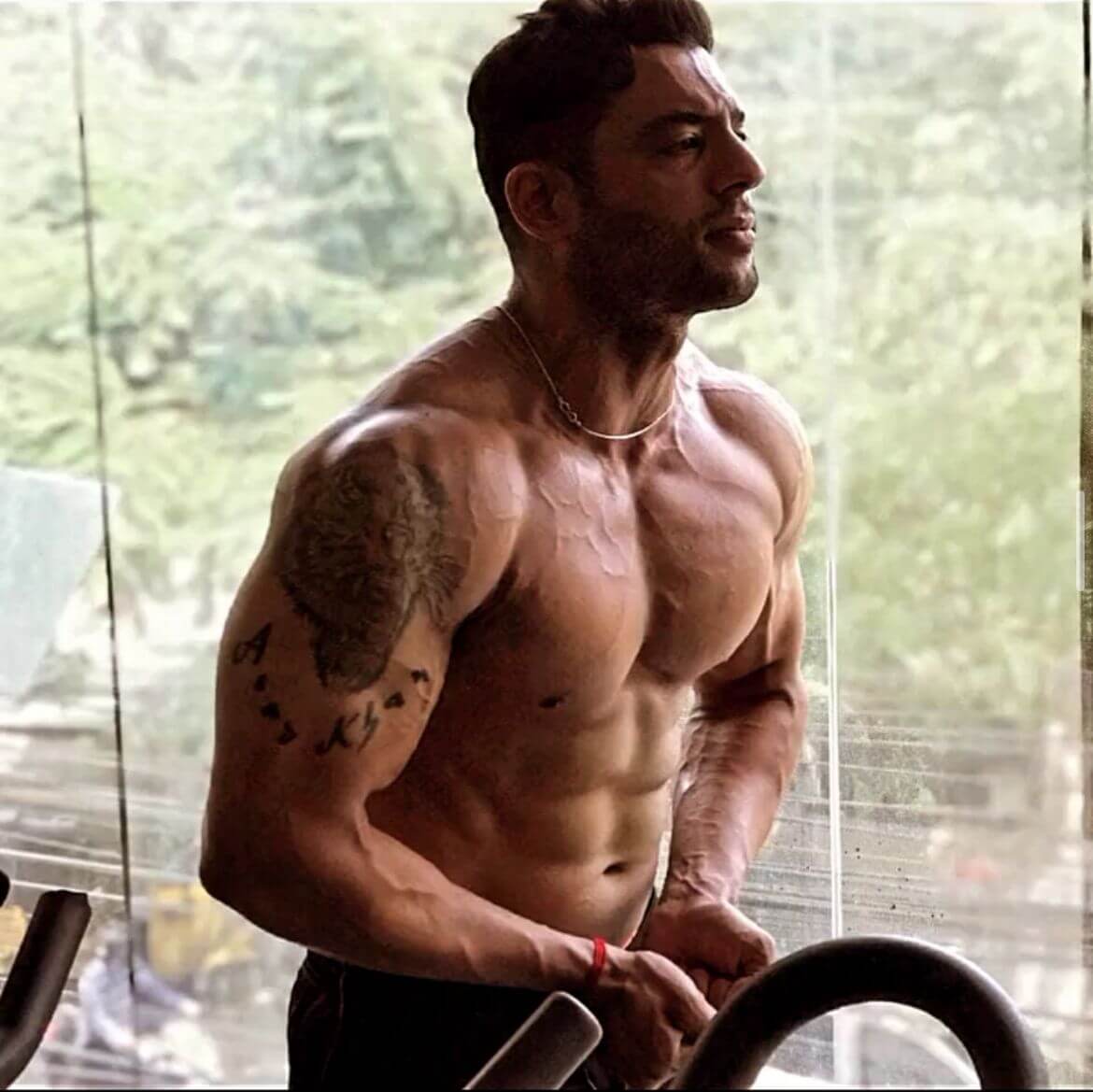 Nizamuddin Khan - Fitness Personal Trainer with 15+ years experience